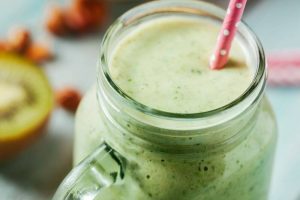 Kiwi Arugula Smoothies