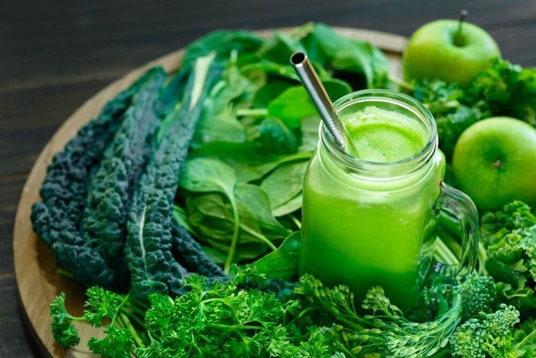 11 Mean Green Juice Recipes for Weight Loss and Detox Vibrant Happy