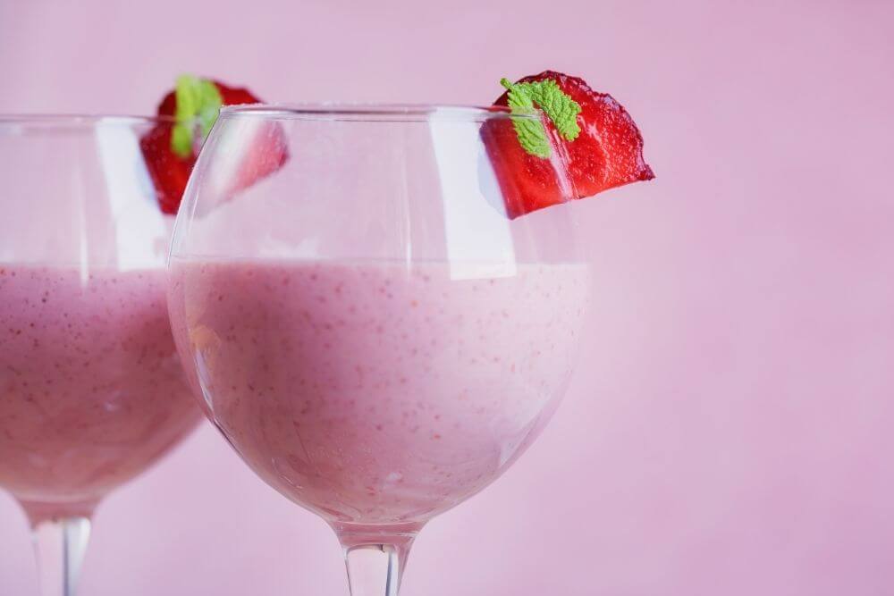 Banana Strawberry Peanut Butter Smoothie