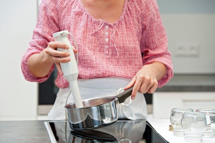 Do Immersion Blenders Scratch Pots